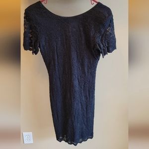 Woman's size 6/8 Lace dress